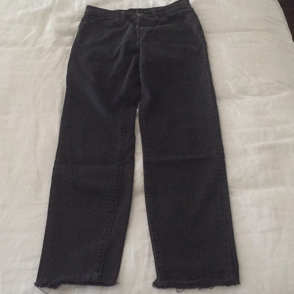 Black Levi’s Wedgie jeans